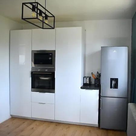 A 2mn De La Plage, Maison Avec Grand Terrain Clos